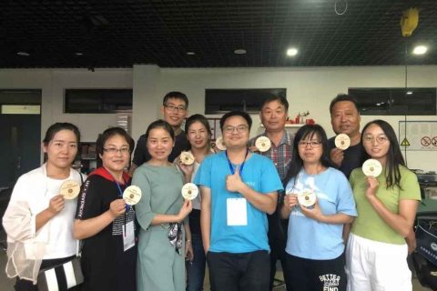 慶盛世華誕！雷宇在祖國各地開展激光創(chuàng)客師資培訓(xùn)，促創(chuàng)客教育文化繁榮！