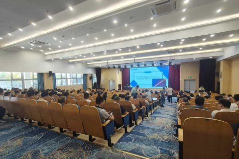 雷宇教育賦能中央電化教育館科創(chuàng)教育工作坊培訓， 激活科創(chuàng)教育新勢能